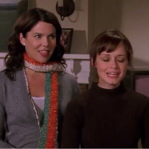 Grey 3/4 cardigan ASO Gilmore Girls